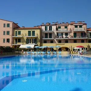 Vista Mare Con Piscina Cala Di Sole Imperia